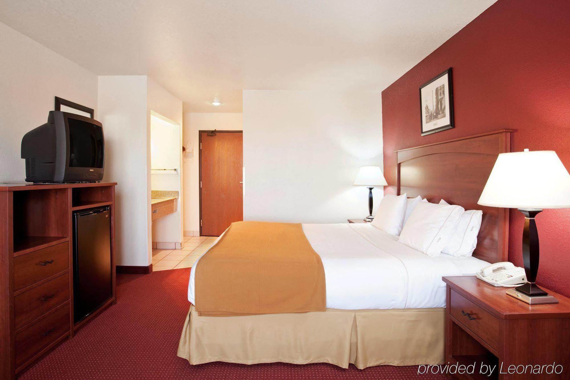 Best Western Watertown Экстерьер фото