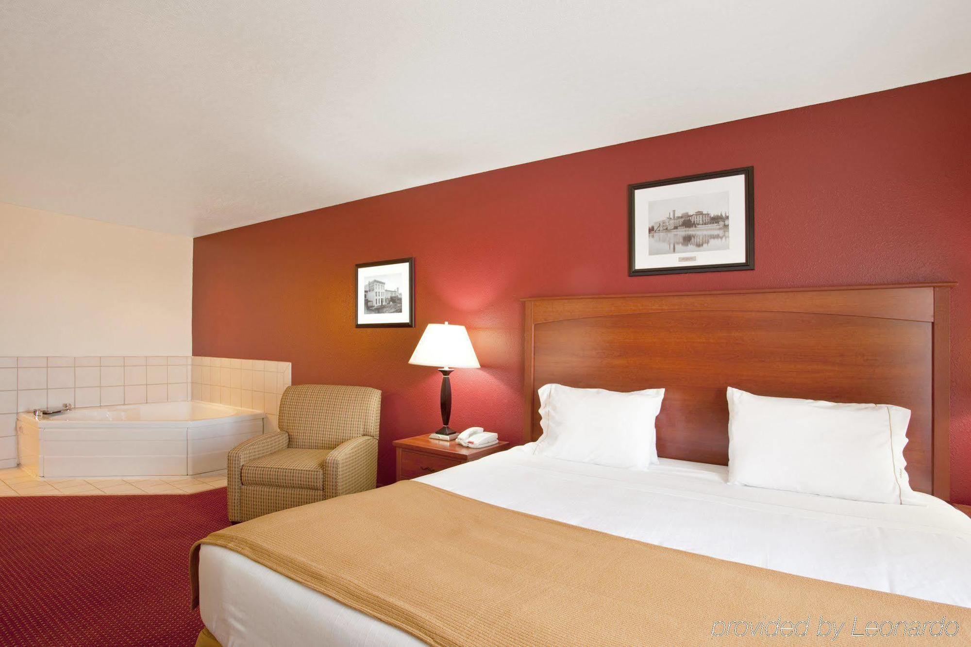 Best Western Watertown Номер фото